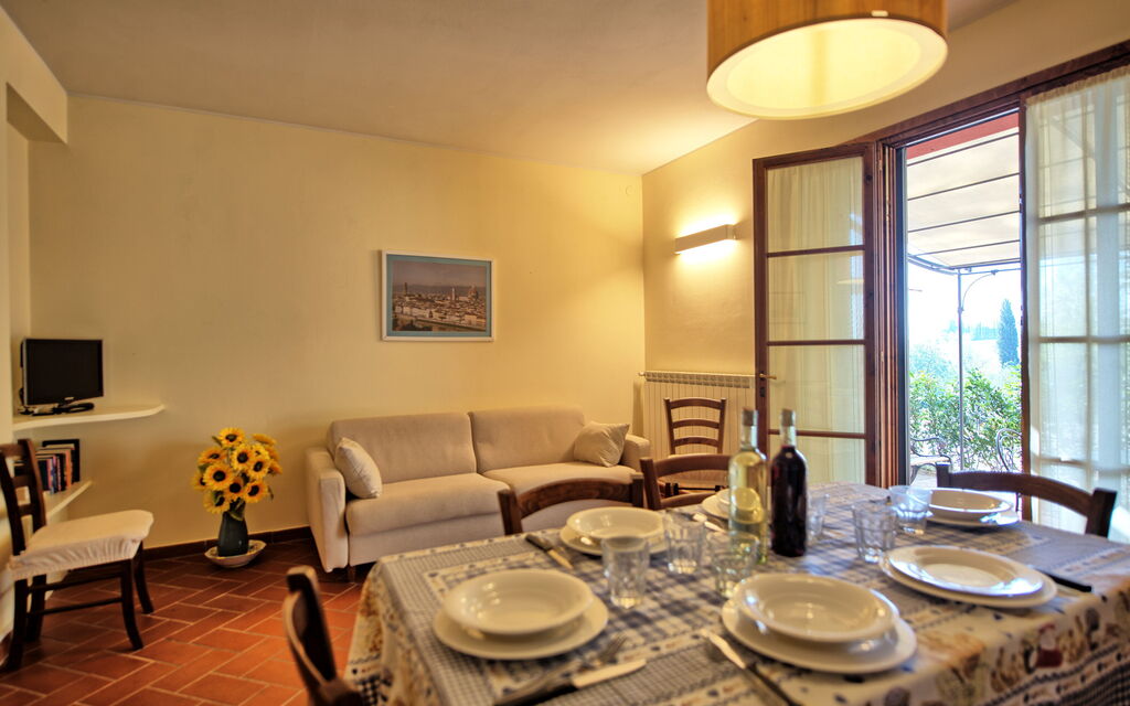Casa Rossa - : Dining Room, Kitchen, Living Room
