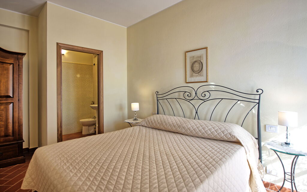 Casa Rossa - : Bedroom