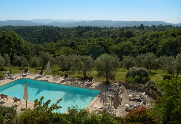 Pozzo Dei Desideri: бассейн, Взгляды, Открытый, Экстерьеры