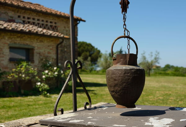 Pozzo Dei Desideri: Открытый, Сад, Экстерьеры