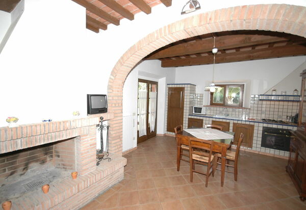 Poderino: Кухня, Столовая