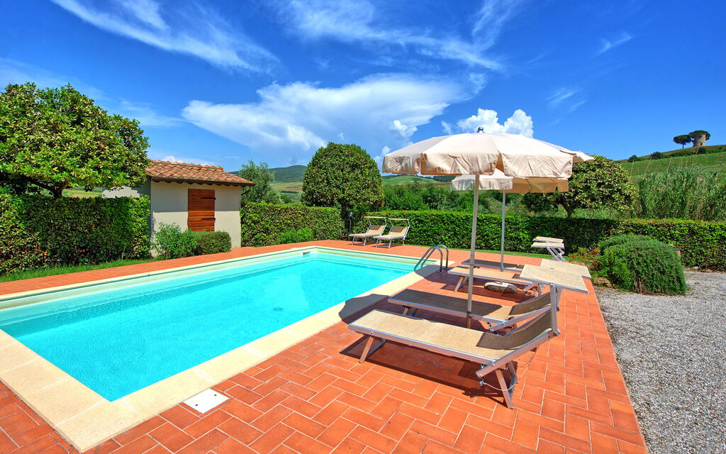 Cuccardino: all'aperto, Piscina