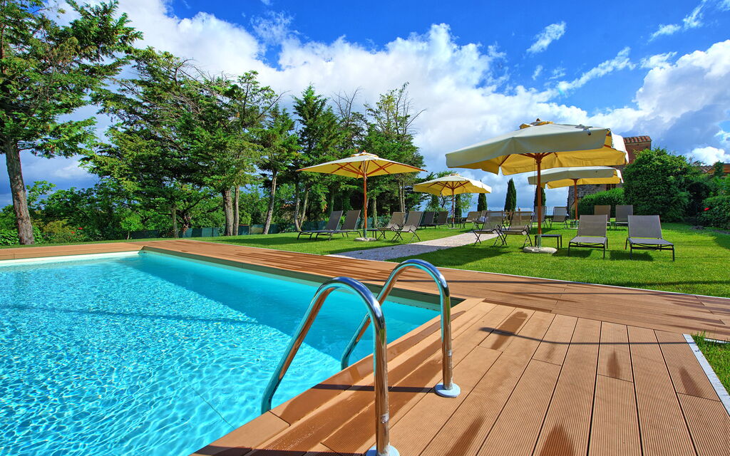 Villa Simone: Garden, Outdoor, Pool