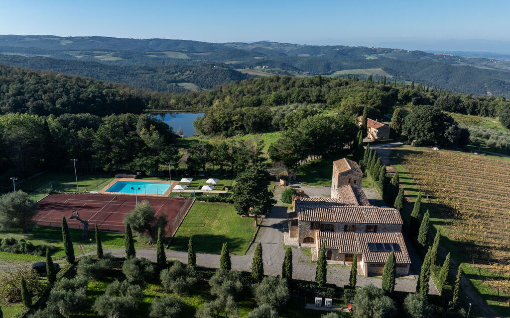 Villa Simone: Outdoor, Scenic View