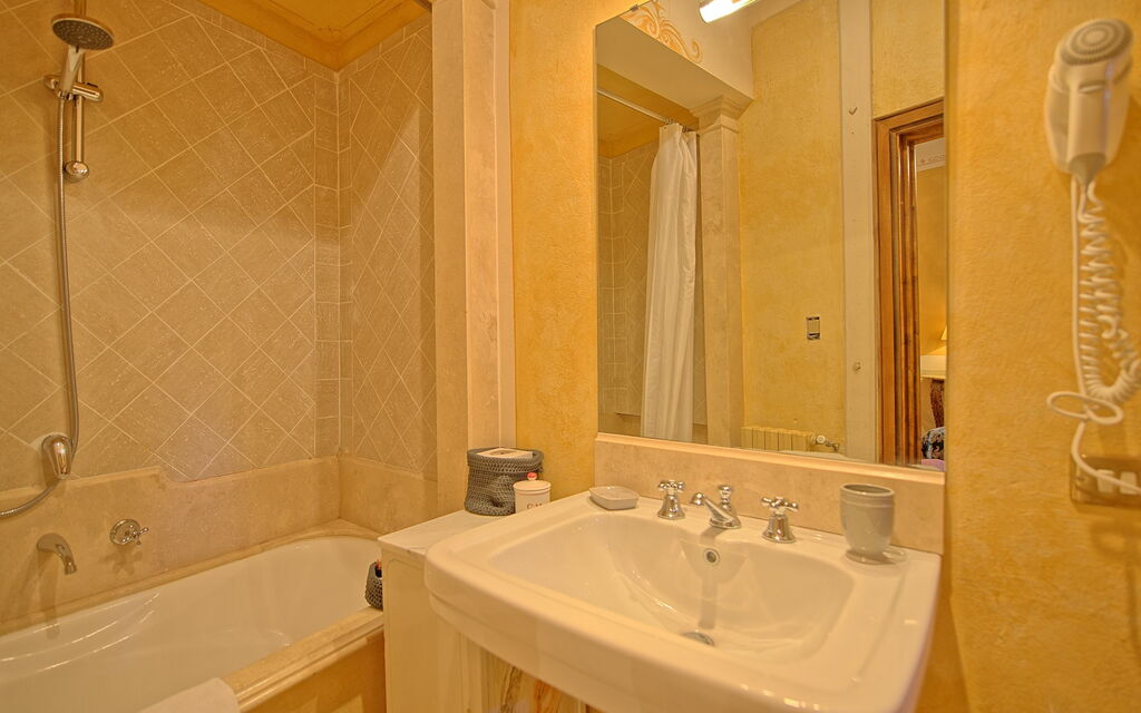 Castello Leopoldo: Bagno