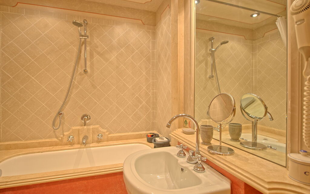 Castello Leopoldo: Bagno