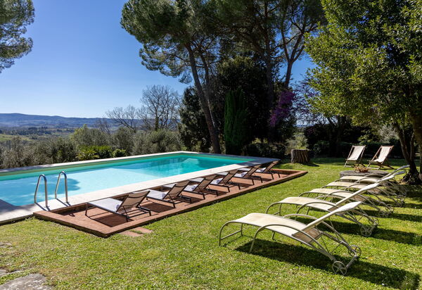 Villa Orchidea: pool, Udendørs