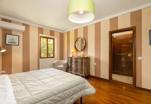 Villa Orchidea: chambre à coucher