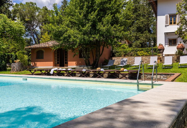 Villa Orchidea: Außen, Draussen, Garten, Schwimmbad