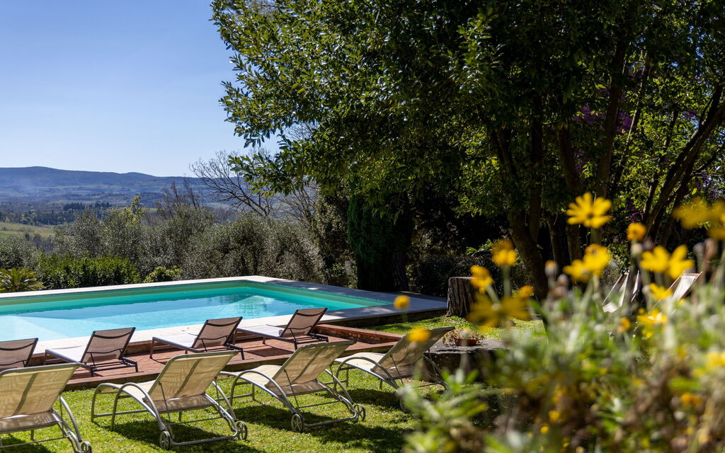 Villa Orchidea: бассейн, Открытый