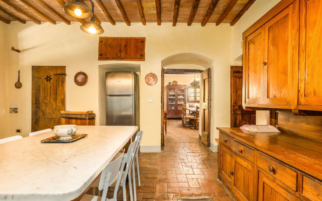 Villa Orchidea: Столовая