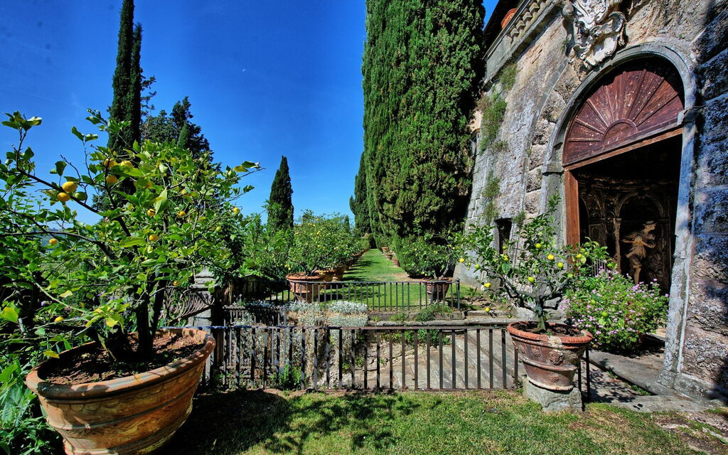 Montegufoni: Building Exterior, Garden, Outdoor