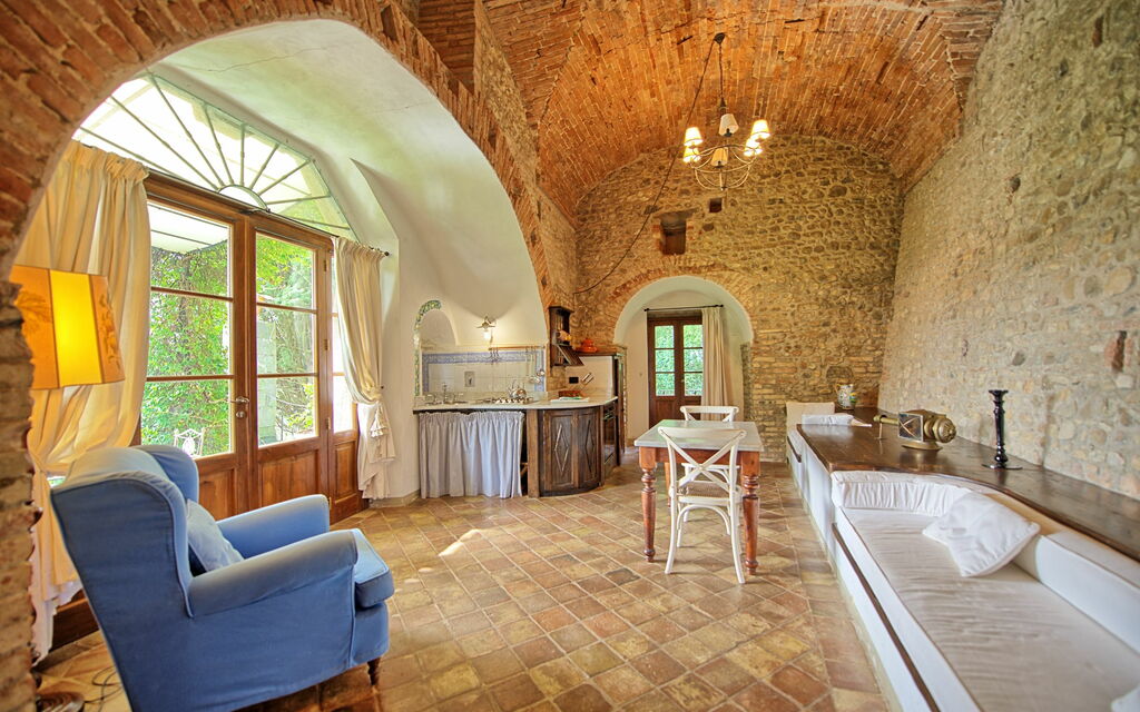 Montegufoni - : Kjøkken, Stue