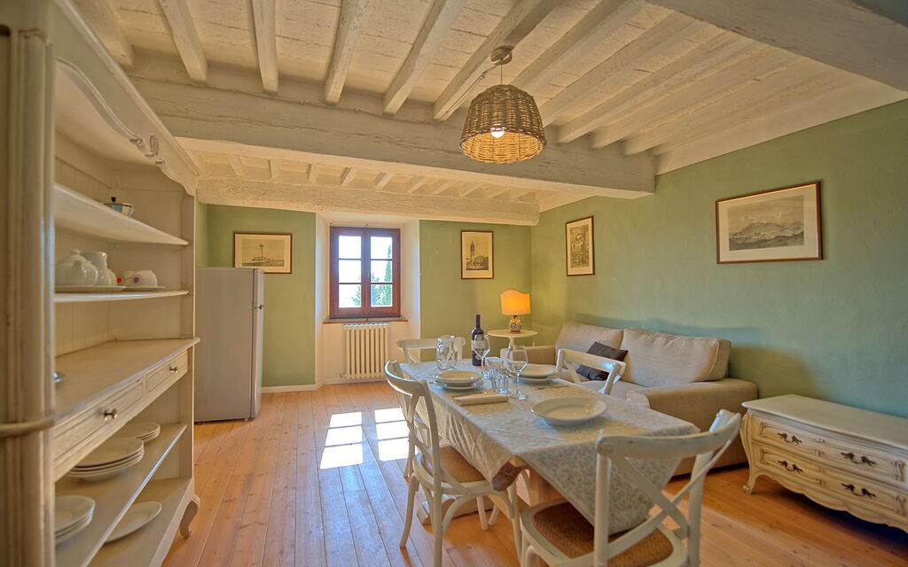 Montegufoni - : Гостиная, Столовая