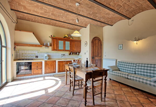 I Glicini: Esszimmer, Küche, Wohnzimmer