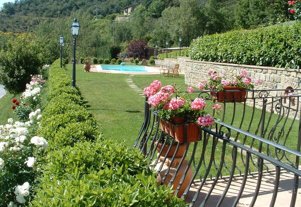 Casa Ivan: Have, Udendørs, Udvendige