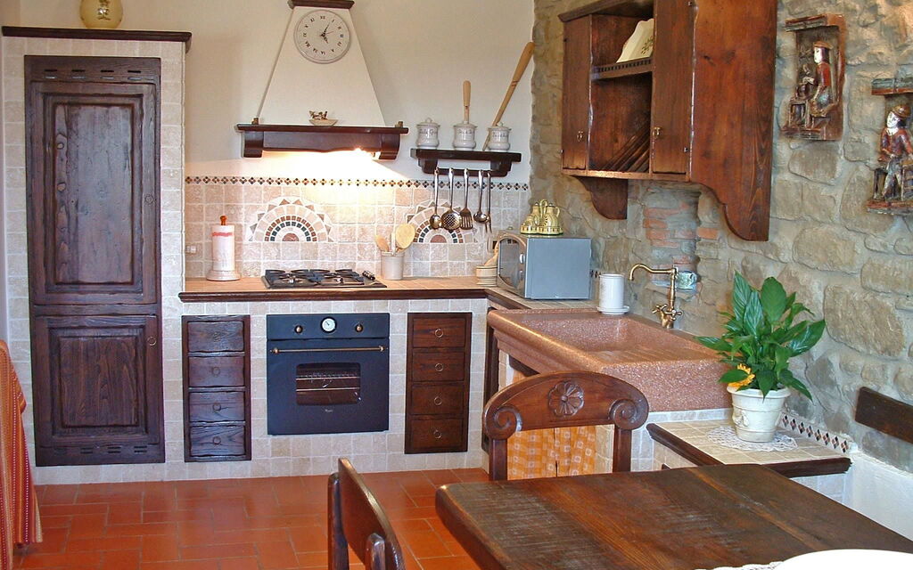 Casa Ivan: Dining Room, Kitchen, Living Room