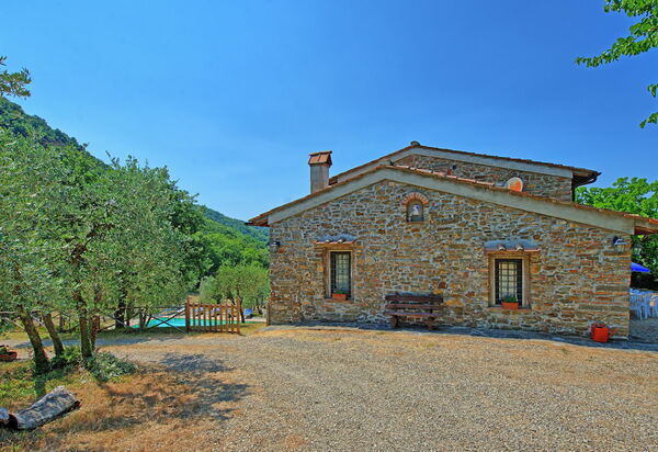 Poggio Conca: Have, Udvendige