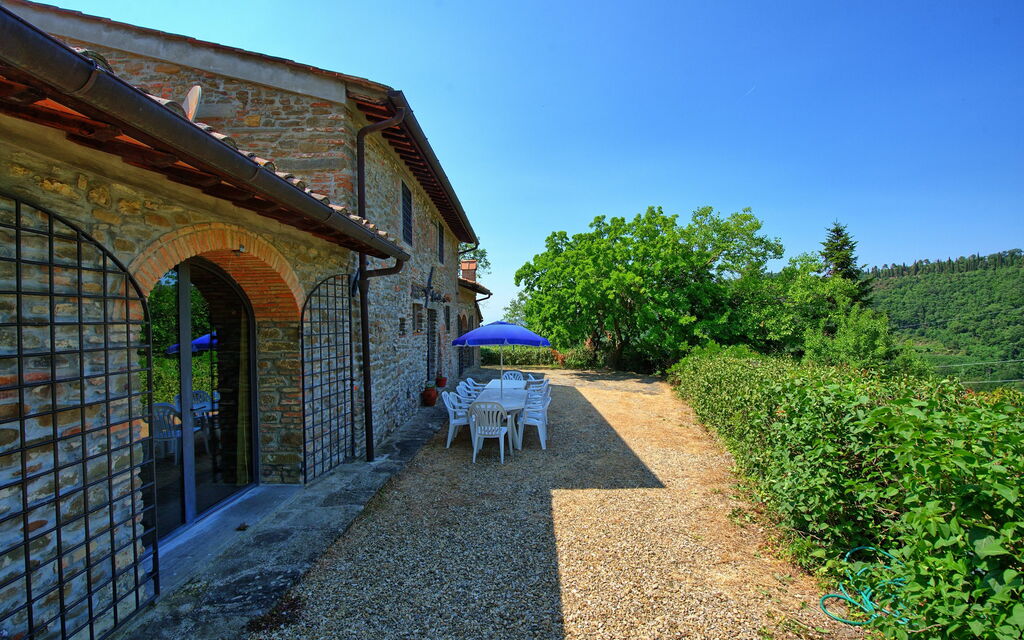 Poggio Conca: all'aperto, Giardino