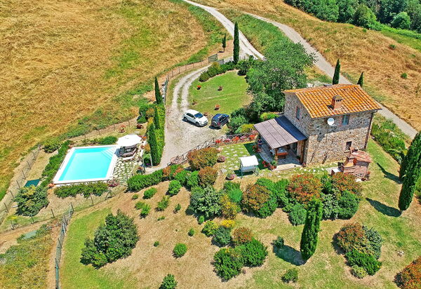 Castelmuzio: Открытый