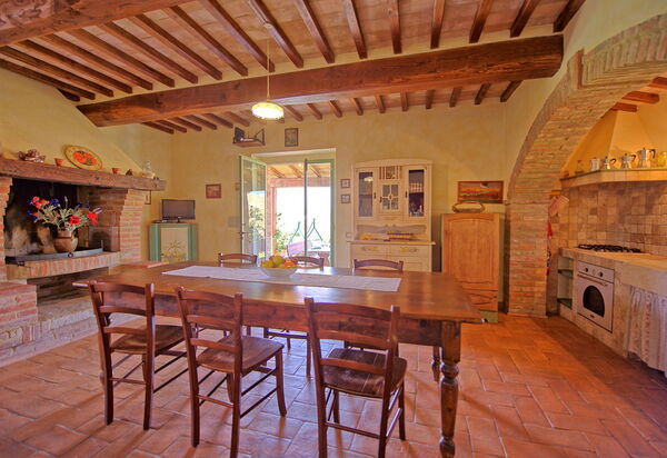 Castelmuzio: Гостиная, Столовая