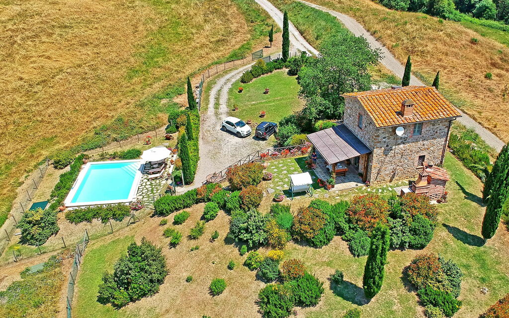 Castelmuzio: Outdoor