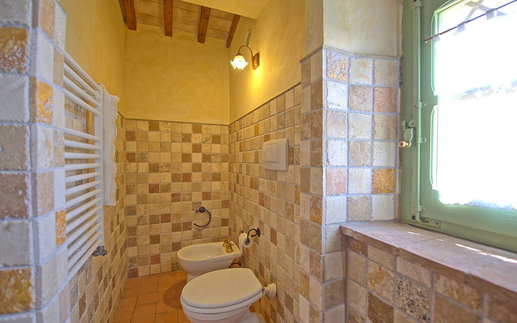 Castelmuzio: Bathroom