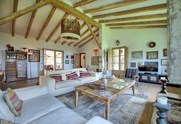 Villa Oliveta: Wohnzimmer