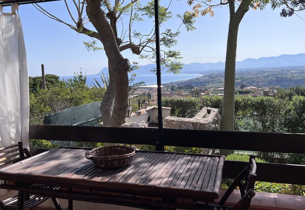 Castellammare: Balkon / terras / patio, Buitenkanten, Keer bekeken