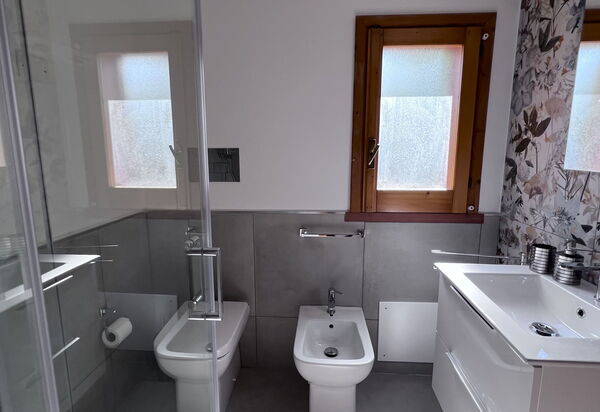 Castellammare: Badkamer