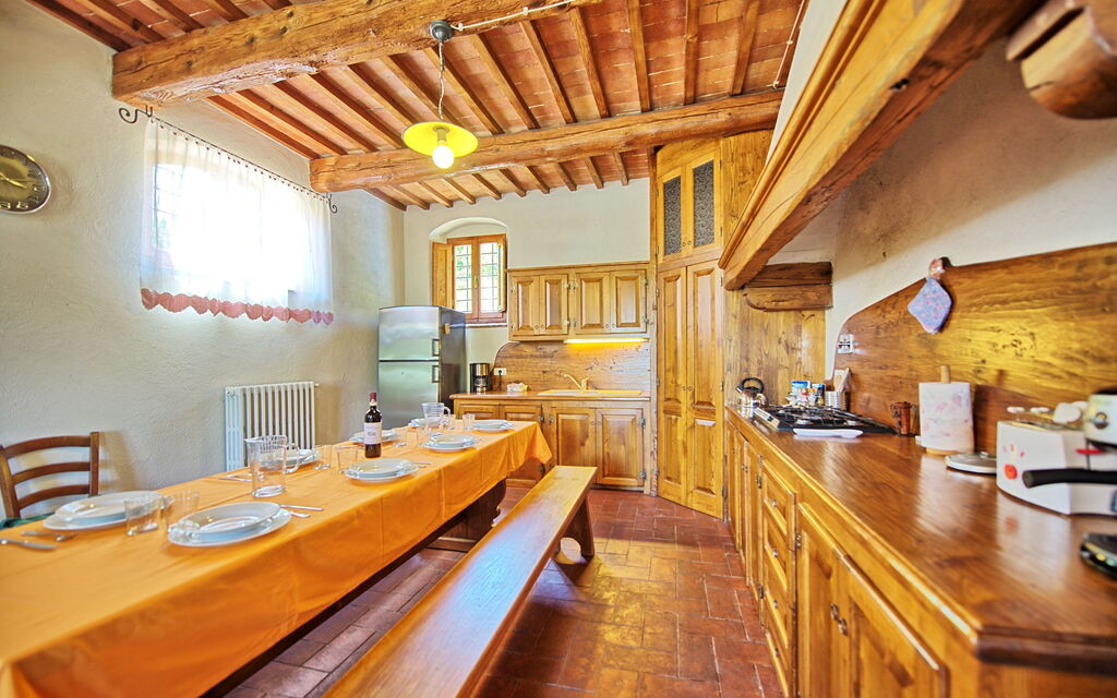 Casa Scopeti: Dining Room, Kitchen