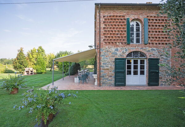 Villa Fontine: Extérieur, Jardin