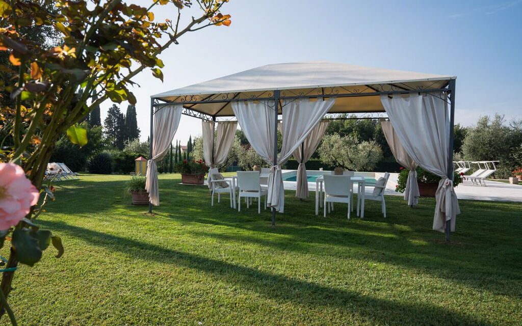 Villa Fontine: Garden, Outdoor