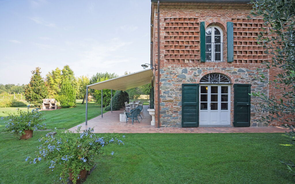 Villa Fontine: Garden, Outdoor