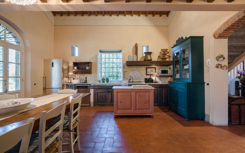 Villa Fontine: Dining Room, Kitchen