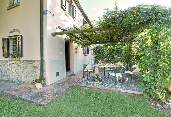 Montelopio: Balcon / Terrasse / Patio, Jardin