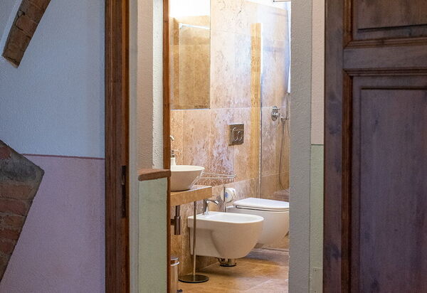 Montelopio: Salle de bain