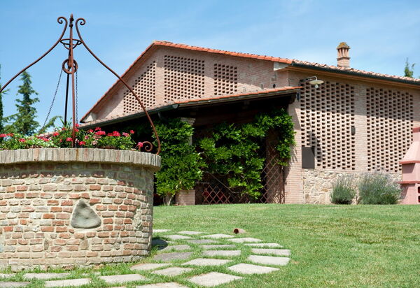 Montelopio: Extérieurs, Jardin