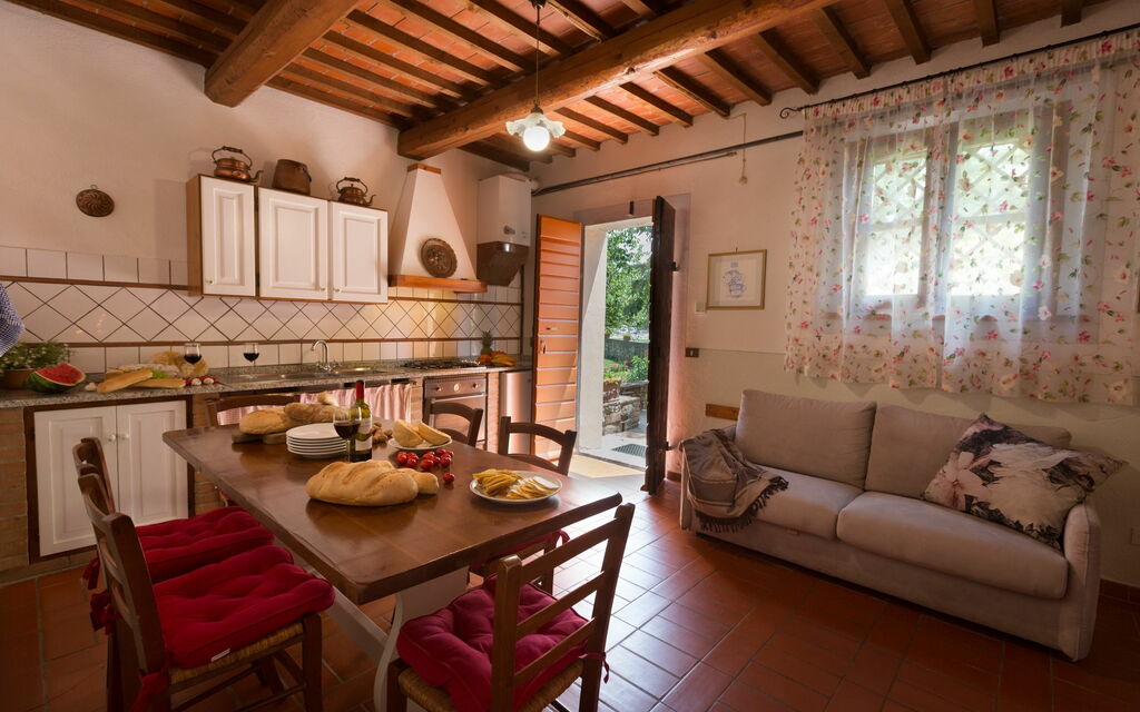 Montelopio - : Гостиная, Кухня, Столовая