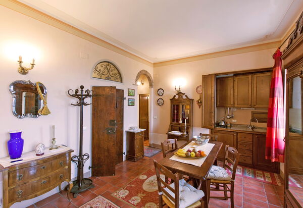 Santo Agostino: Frokostlokale, Køkken, Stue