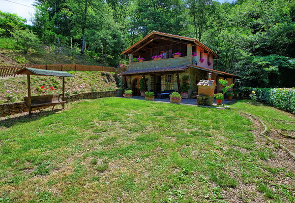 Villa Margherita: Have, Udvendige