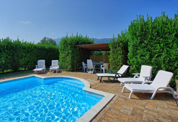 Casale Giulio: бассейн