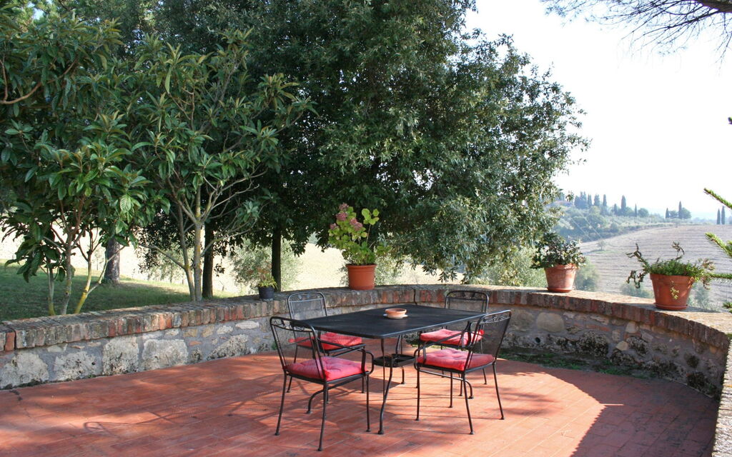 Casale Giulio: Buitenshuis