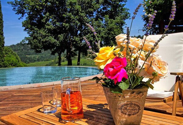 Villa Petrognano: бассейн, Взгляды, Открытый