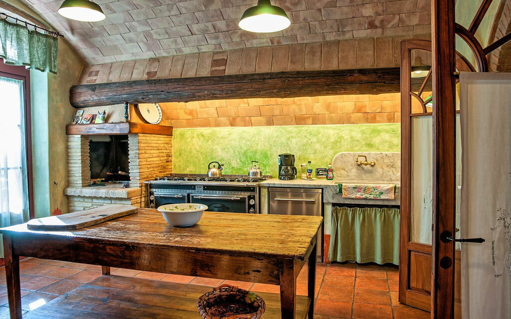 Villa Petrognano: Kitchen