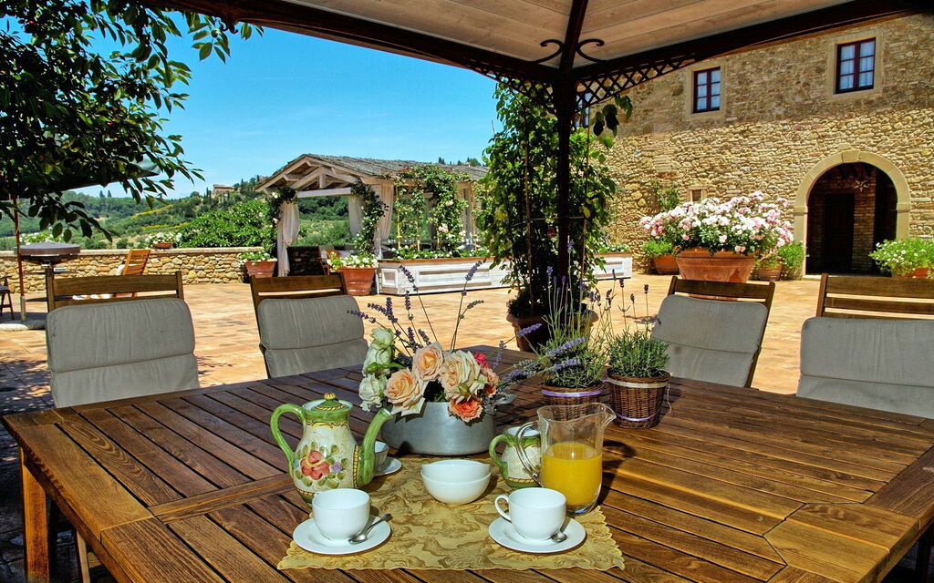 Villa Petrognano: Balcony / Terrace / Patio