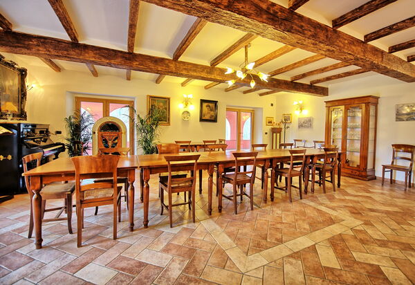 Villa Contessa: Esszimmer, Gemeinschaftsraum