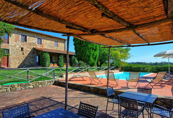 Il Frantoio: Балкон / Терраса / Патио, бассейн, Сад