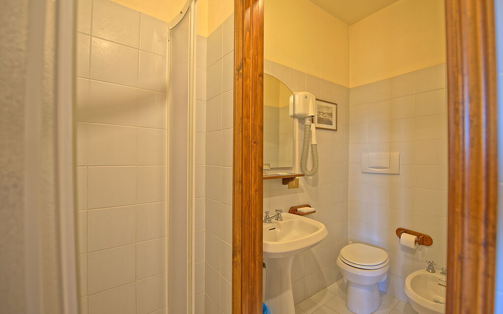 Il Frantoio: Bathroom