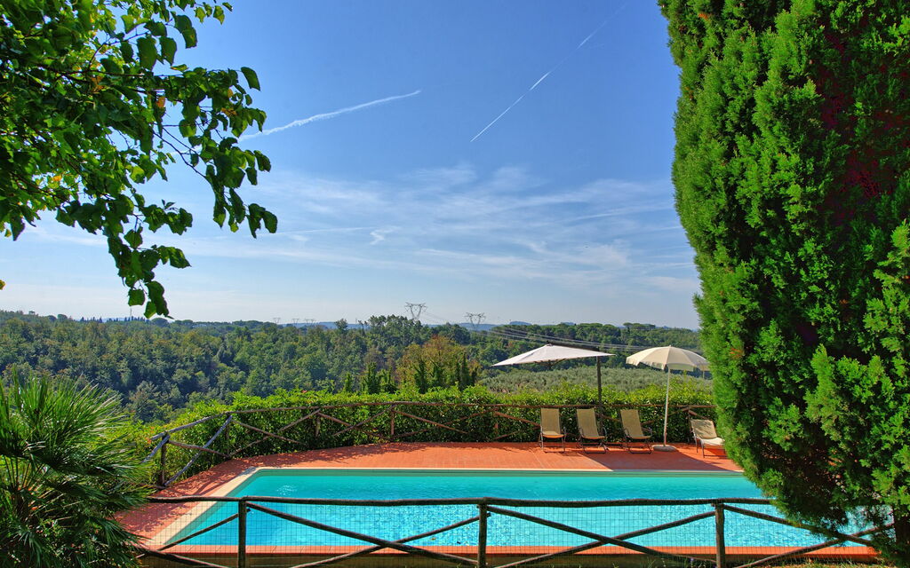 Il Frantoio: Pool, Scenic View